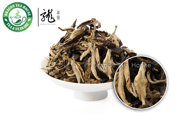 Premium Moonlight White Loose Leaf Yunnan Puer Tea Raw