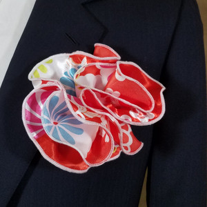 2-in-1 Pouf Round Pocket Square - Red Mod Floral Design 2-in-1 Pouf Round Pocket Square - Red Mod Floral Design
