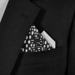 Two-Tone Black & White Abstract Ovals 100% Cotton Pre-Folded Pocket Square Insert Two-Tone Black & White Abstract Ovals 100% Cotton Pre-Folded Pocket Square Insert