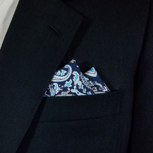 100% Cotton Pre-Folded Pocket Square Handkerchief Insert -Blue & Navy Paisley 100% Cotton Pre-Folded Pocket Square Handkerchief Insert -Blue & Navy Paisley