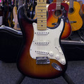 Fender USA Stratocaster - MN - 3-Tone Sunburst w/ Hard Case - 2nd Hand