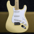 Fender Yngwie Malmsteen Stratocaster, MN - Vintage White w/Hard Case - 2nd Hand