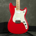 Fender Duo-Sonic - Torino Red w/Gig Bag - 2nd Hand