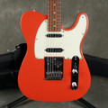Fender Deluxe Nashville Telecaster - Fiesta Red w/Gig Bag - 2nd Hand