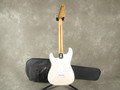 Fender Jimi Hendrix Stratocaster - White w/Gig Bag - 2nd Hand