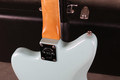 Fender Jazzmaster 60th Anniversary - Daphne Blue Nitro w/Hard Case - 2nd Hand