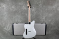 Fender Jim Root Jazzmaster V4 - Arctic White - Hard Case - 2nd Hand - Used