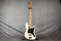 Fender Mexican Standard Jazz Bass - Polar White - 2nd Hand