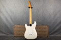 Fender Original 1964 Stratocaster - White - Case **COLLECTION ONLY** - 2nd Hand