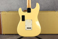Fender Deluxe Roadhouse Stratocaster - Vintage White - Hard Case - 2nd Hand (121717)