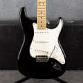 Fender Player Stratocaster - Black - Hard Case - 2nd Hand