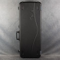 Fender Deluxe Molded Stratocaster/Telecaster Case - 2nd Hand