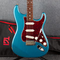 Fender Classic Series 60s Stratocaster - Lake Placid Blue Relic - Bag - 2nd Hand