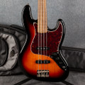 Squier Classic Vibe 60s Fretless Jazz Bass - 3-Colour Sunburst - Bag - 2nd Hand