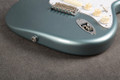 Fender Deluxe Roadhouse Stratocaster - Ice Blue Metallic - Case - 2nd Hand