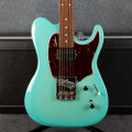 Godin Stadium 59 - Coral Blue - Hard Case - 2nd Hand