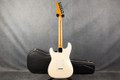 Fender Deluxe Roadhouse Stratocaster 2007-2014 - Arctic White - Case - 2nd Hand