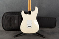 Fender Deluxe Roadhouse Stratocaster - Arctic White - Gig Bag - 2nd Hand