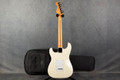 Fender Deluxe Roadhouse Stratocaster - Arctic White - Gig Bag - 2nd Hand