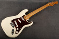 Fender Deluxe Roadhouse Stratocaster - Arctic White - Gig Bag - 2nd Hand