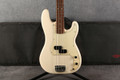 Fender Mexican Standard Precision Bass - Arctic White - Case - 2nd Hand