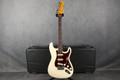 Fender American Professional II Stratocaster - Olympic White - Case - 2nd Hand