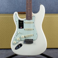 Fender American Vintage II 1961 Stratocaster-LH Olympic White - Case - 2nd Hand