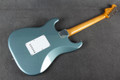 Fender Vintera '60s Stratocaster - Ice Blue Metallic - Gig Bag - 2nd Hand