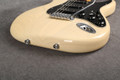 Schecter USA Traditional White Blonde - Lindy Fralins Pickups - Case - 2nd Hand