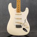 Fender Stratocaster - Made in Japan - Olympic White - 2nd Hand