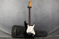 Fender Richie Sambora Signature Standard Stratocaster - Black - Bag - 2nd Hand