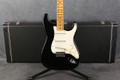 Fender 1975 Stratocaster - Black - Hard Case - 2nd Hand