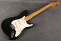 Fender 1975 Stratocaster - Black - Hard Case - 2nd Hand