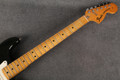 Fender 1975 Stratocaster - Black - Hard Case - 2nd Hand