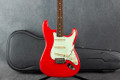 Squier Classic Vibe Simon Neil Stratocaster - Fiesta Red - Hard Case - 2nd Hand