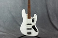 Fender Player Jazz Bass - Polar White - 2nd Hand