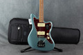 Fender Vintera 60s Jazzmaster - Ice Blue Metallic - Gig Bag - 2nd Hand