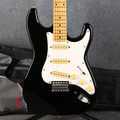 Squier Stratocaster - Made in Korea - Black - Gig Bag - 2nd Hand