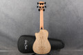 Harley Benton UkeBass Spalted Maple - Natural - Gig Bag - 2nd Hand