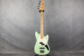 Fender Limited Edition Player Mustang Bass PJ - Surf Pearl - 2nd Hand