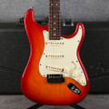 Fender American Elite Stratocaster - Aged Cherry Burst - Hard Case - 2nd Hand