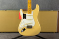 Fender American Vintage II 57 Stratocaster LH - Vintage Blonde - Case - 2nd Hand