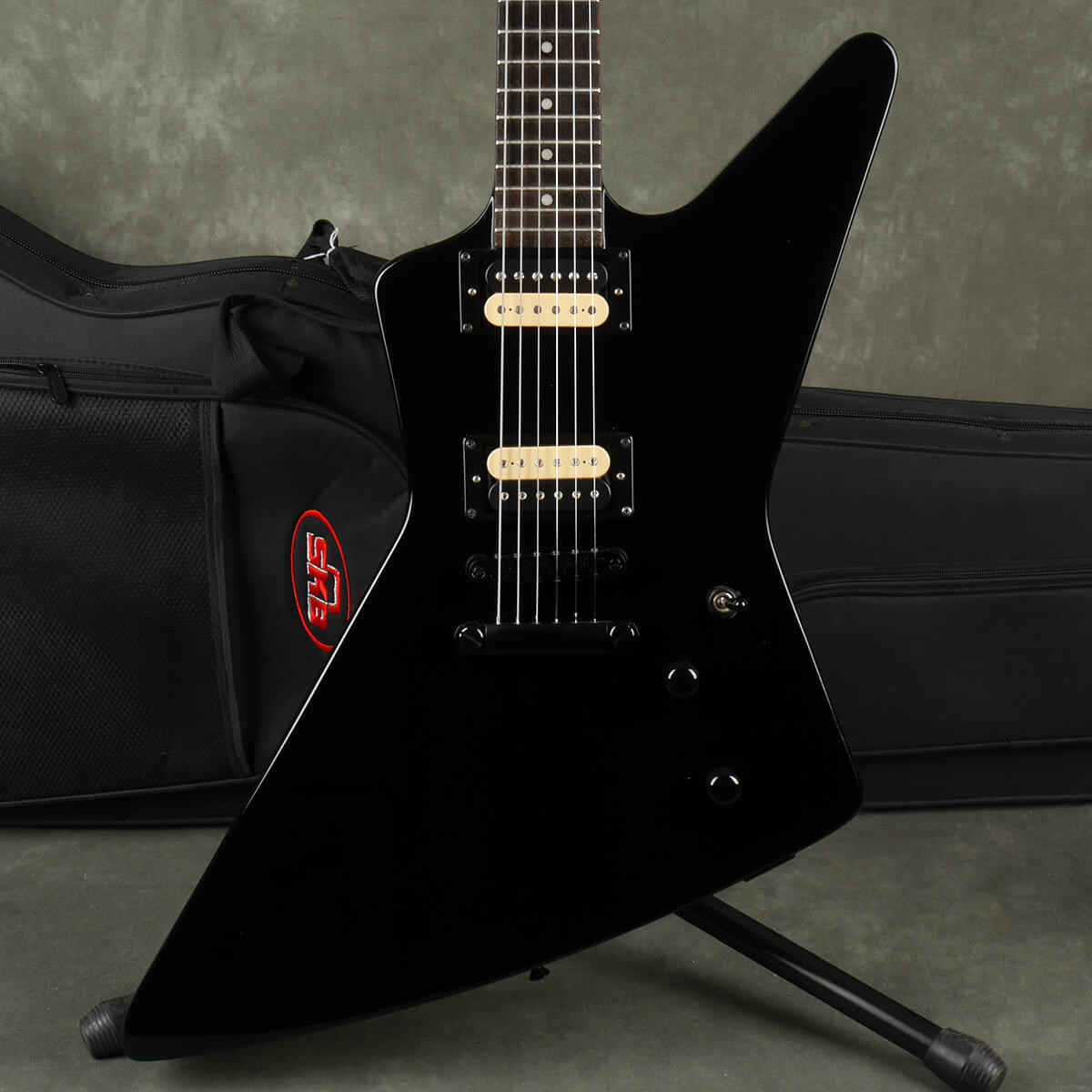 Epiphone Explorer 84 - Black w/Hard Case - 2nd Hand
