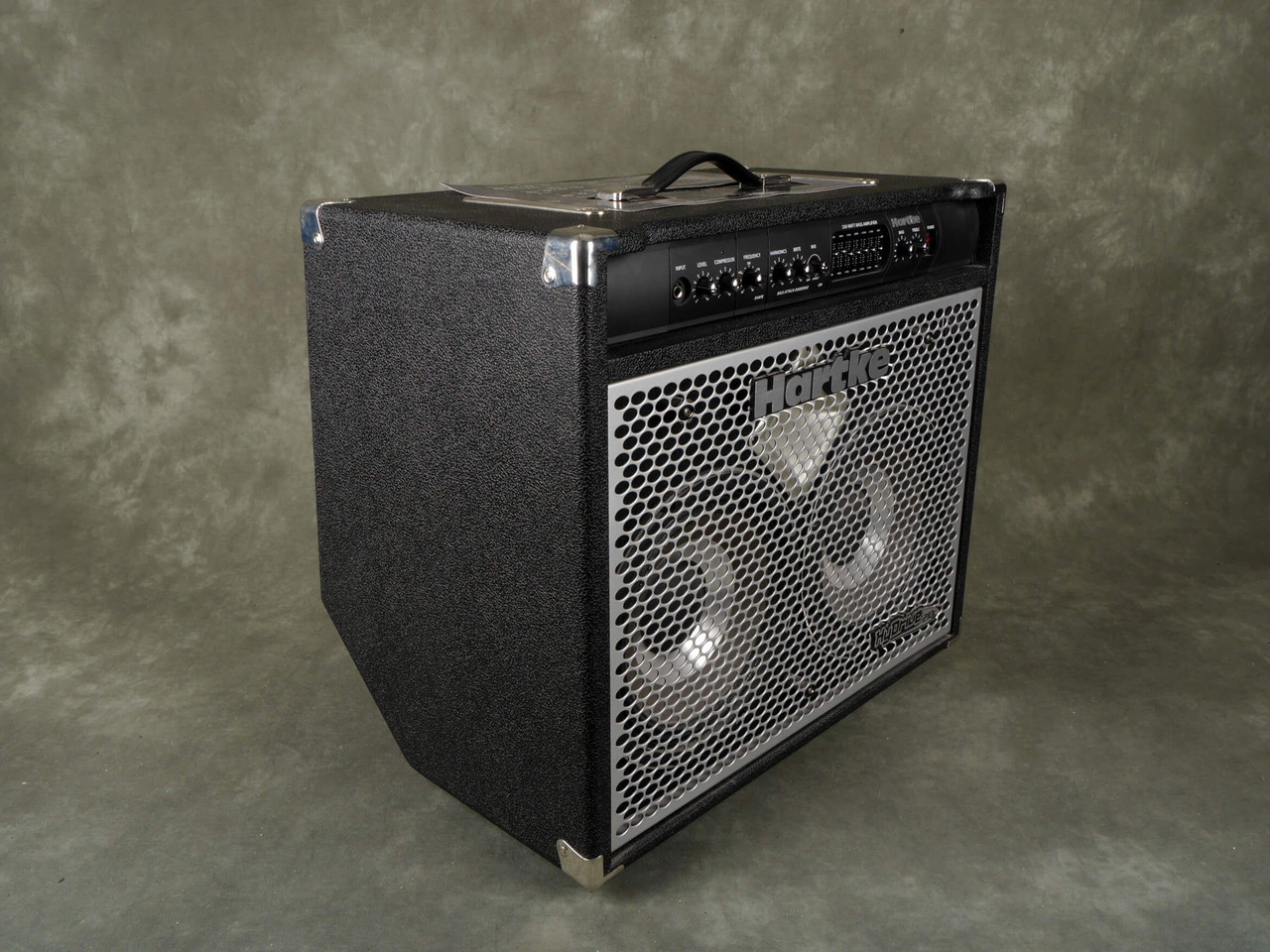 ベース HARTKE HyDrive 210C Hartke Hydrive 210C Bass Combo Amplifier - 2nd Hand **COLLECTION