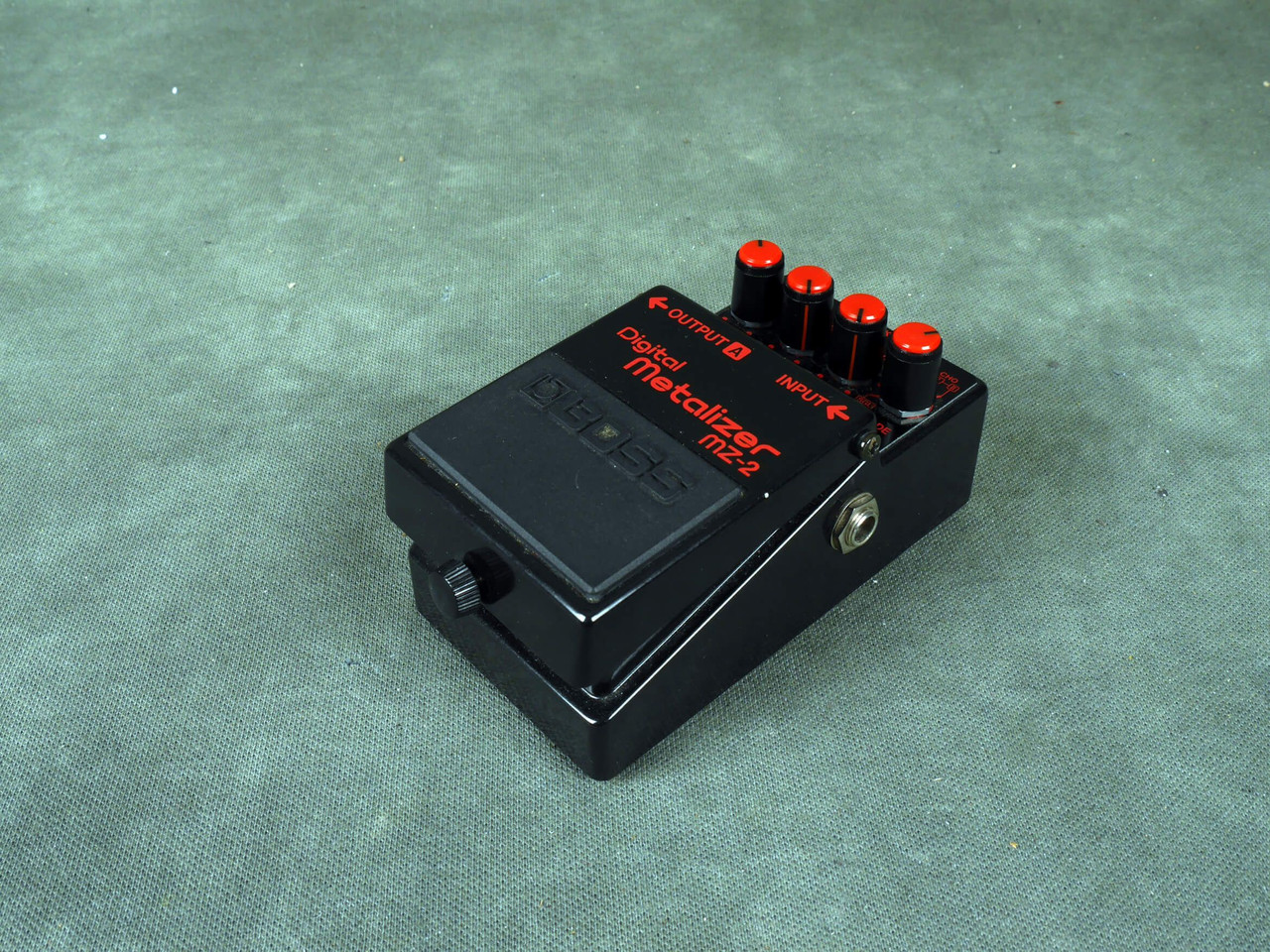 Boss MZ-2 Digital Metalizer FX Pedal w/Box - 2nd Hand