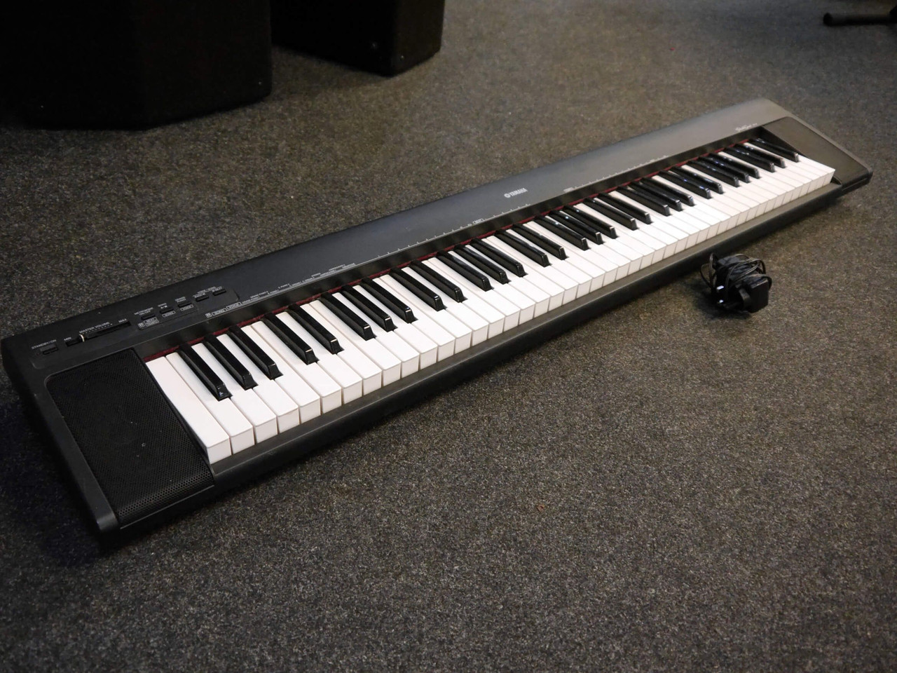 Yamaha NP-30 Portable Piano w/Power Supply - 2nd Hand
