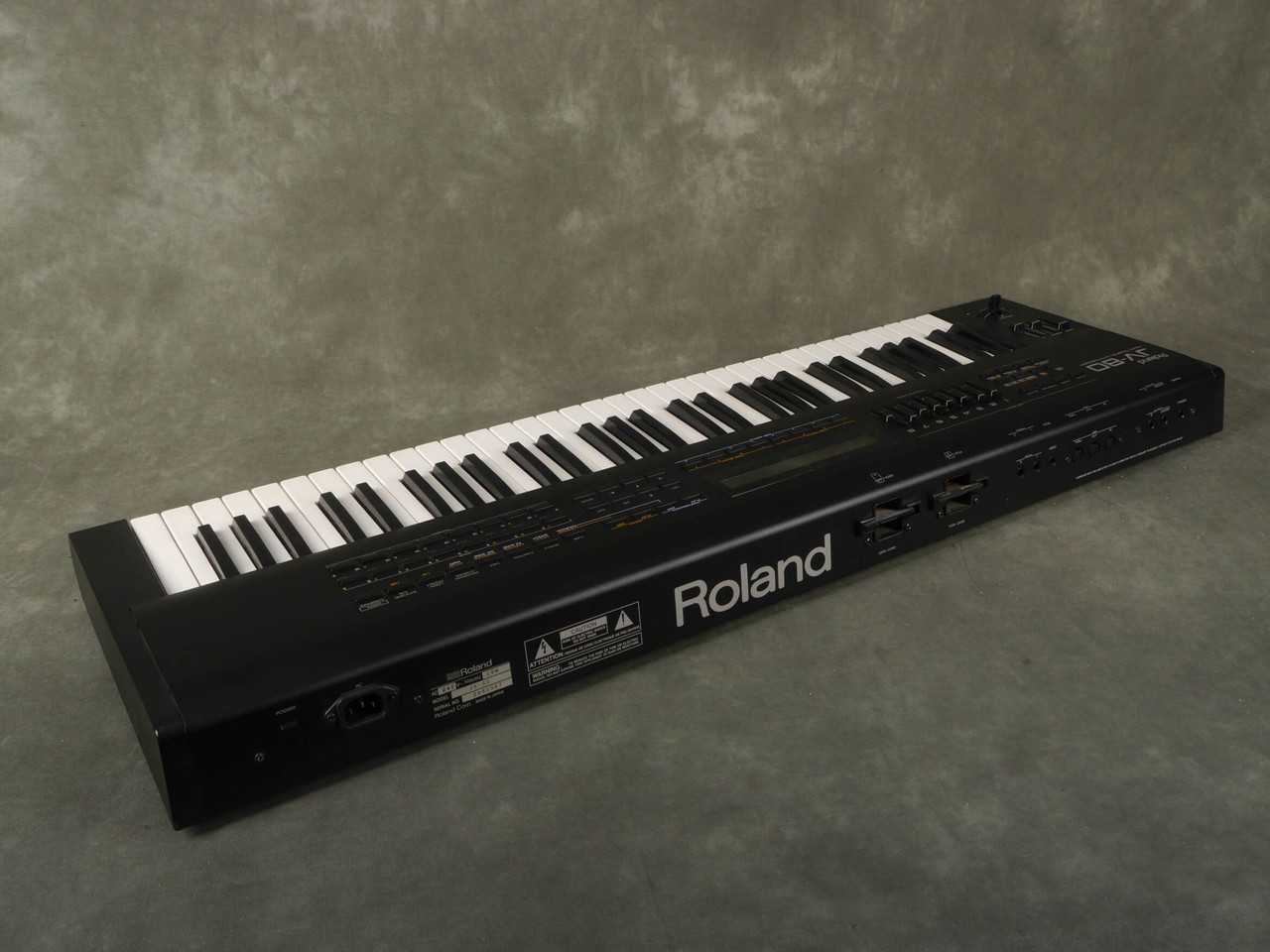 Roland JV 80 Multi-Timbral Synthesizer - 2nd Hand