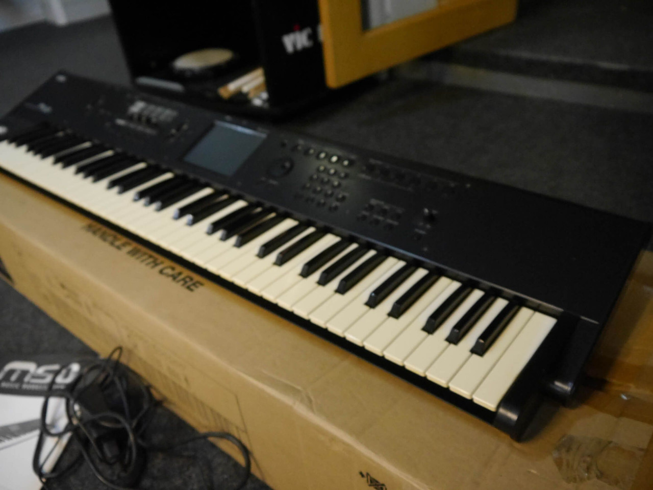 Korg M50 Workstation Keyboard w/Box & PSU - 2nd Hand