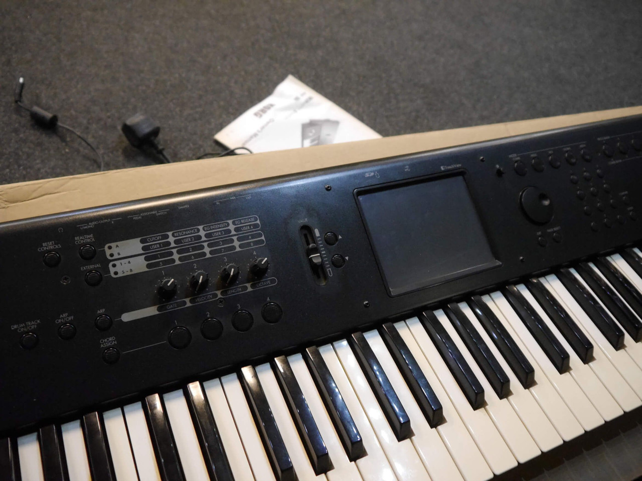 Korg M50 Workstation Keyboard w/Box & PSU - 2nd Hand