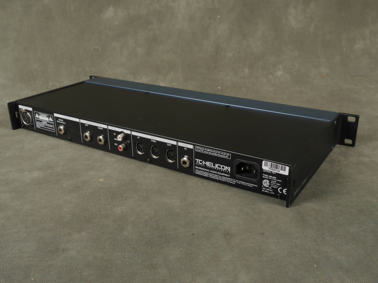 TC-HELICON VoiceWorks Plus ボイスチェンジャー Голосовой процессор TC-Helicon VoiceWorks Plus – Musictrade